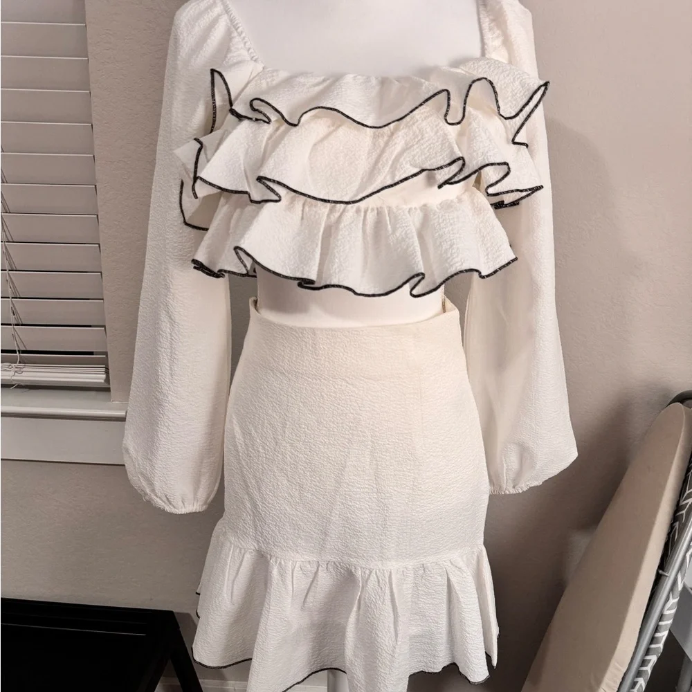 Elegant White Ruffle Set - Picture 2 of 6